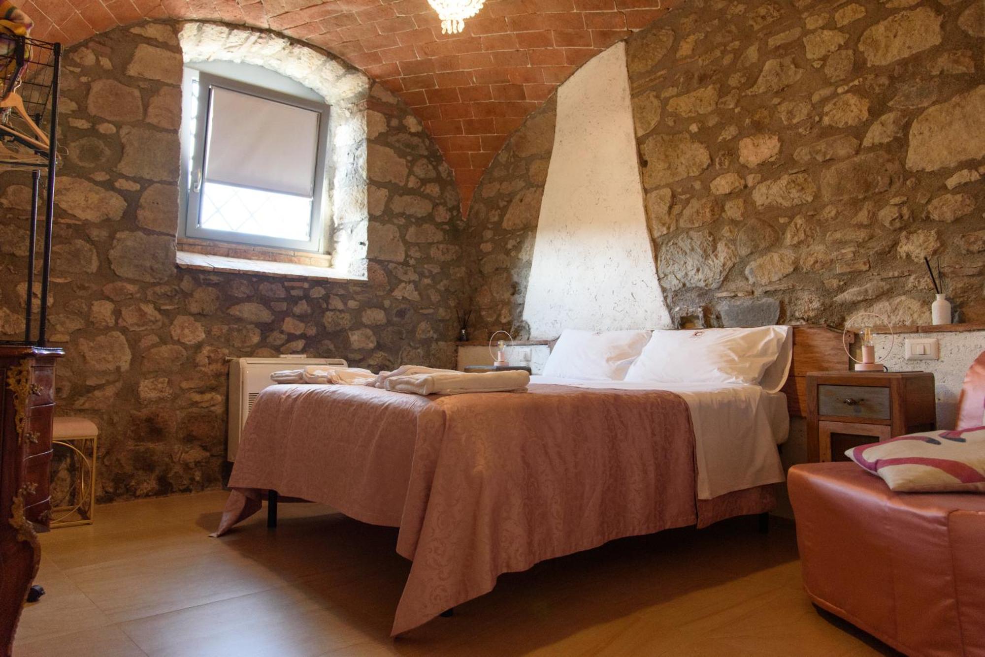 Casale 1541 Bed & Breakfast Bolsena Exterior photo